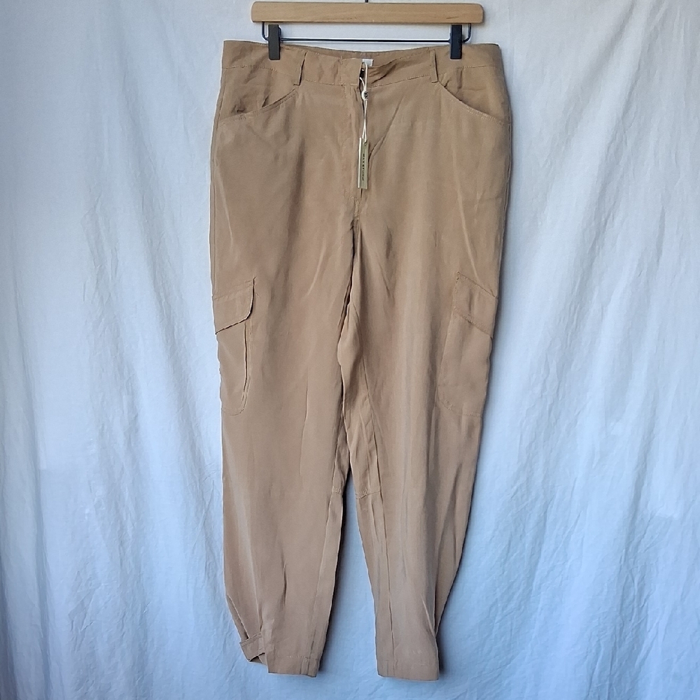 Max Studio Tan Cargo Pants Size 14